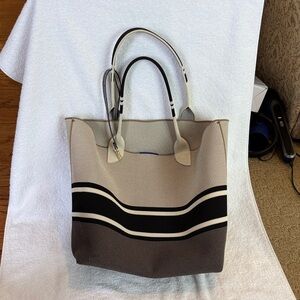 Rothy’s Lightweight tote bag black/tan/cream washable